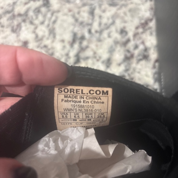 Sorel Black Ankle Boots - Picture 7 of 7